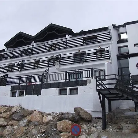 Hotel Habitat Zona Alta