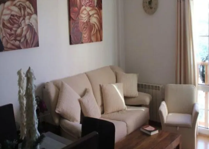 Hotel Habitat Zona Alta 2*